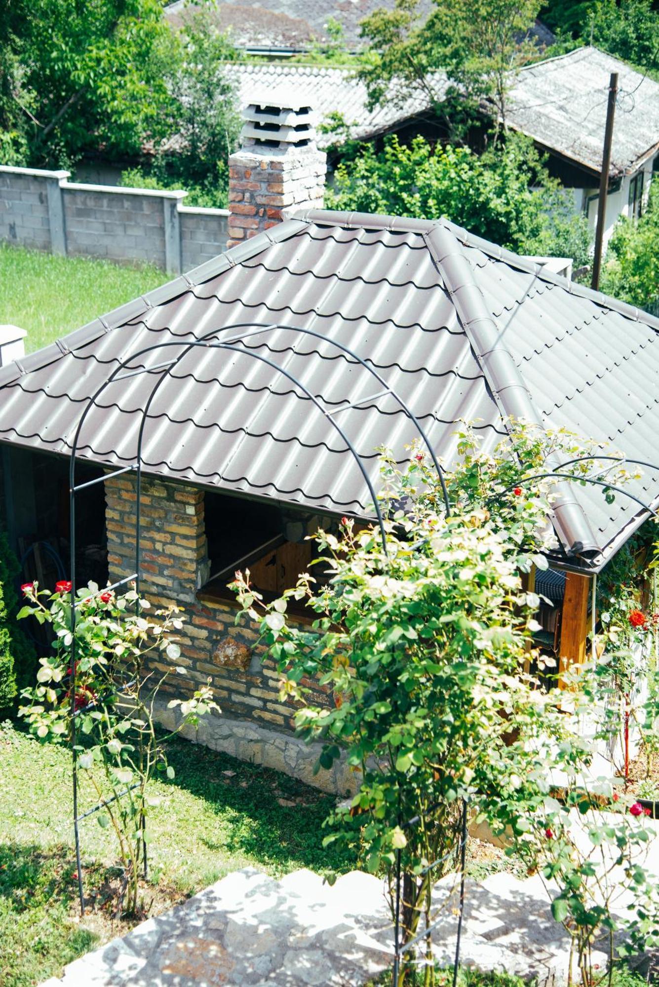 Apartmani Maslacak Vrdnik Zewnętrze zdjęcie
