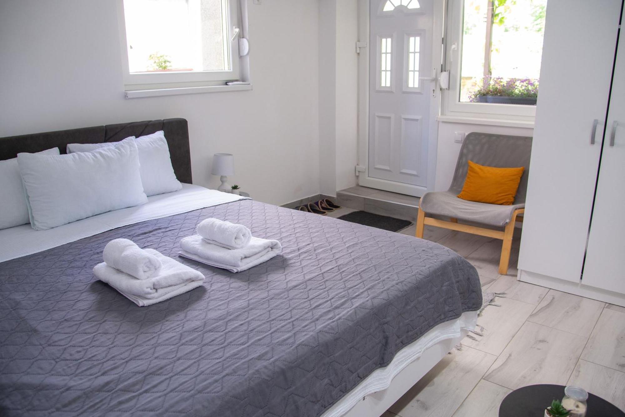 Apartmani Maslacak Vrdnik Zewnętrze zdjęcie