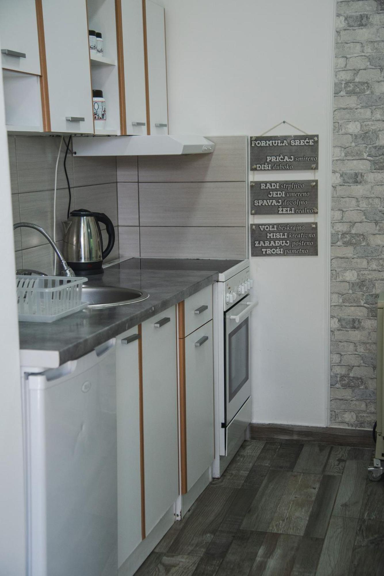 Apartmani Maslacak Vrdnik Zewnętrze zdjęcie