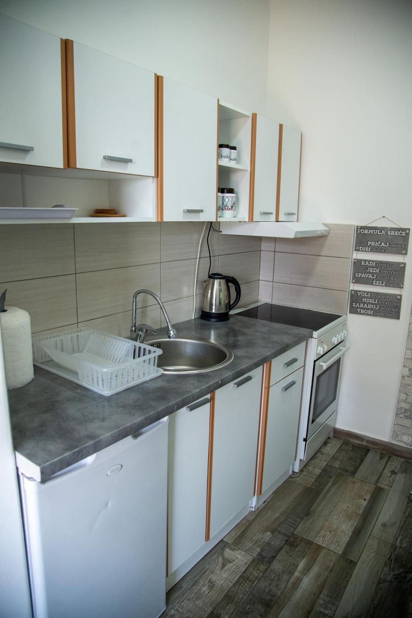 Apartmani Maslacak Vrdnik Zewnętrze zdjęcie