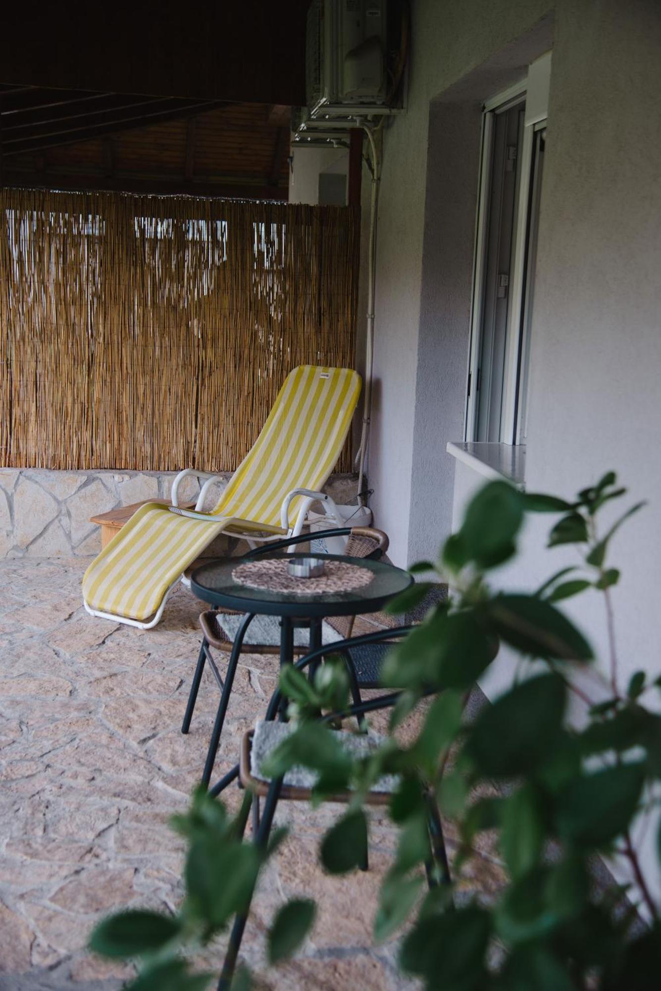 Apartmani Maslacak Vrdnik Zewnętrze zdjęcie
